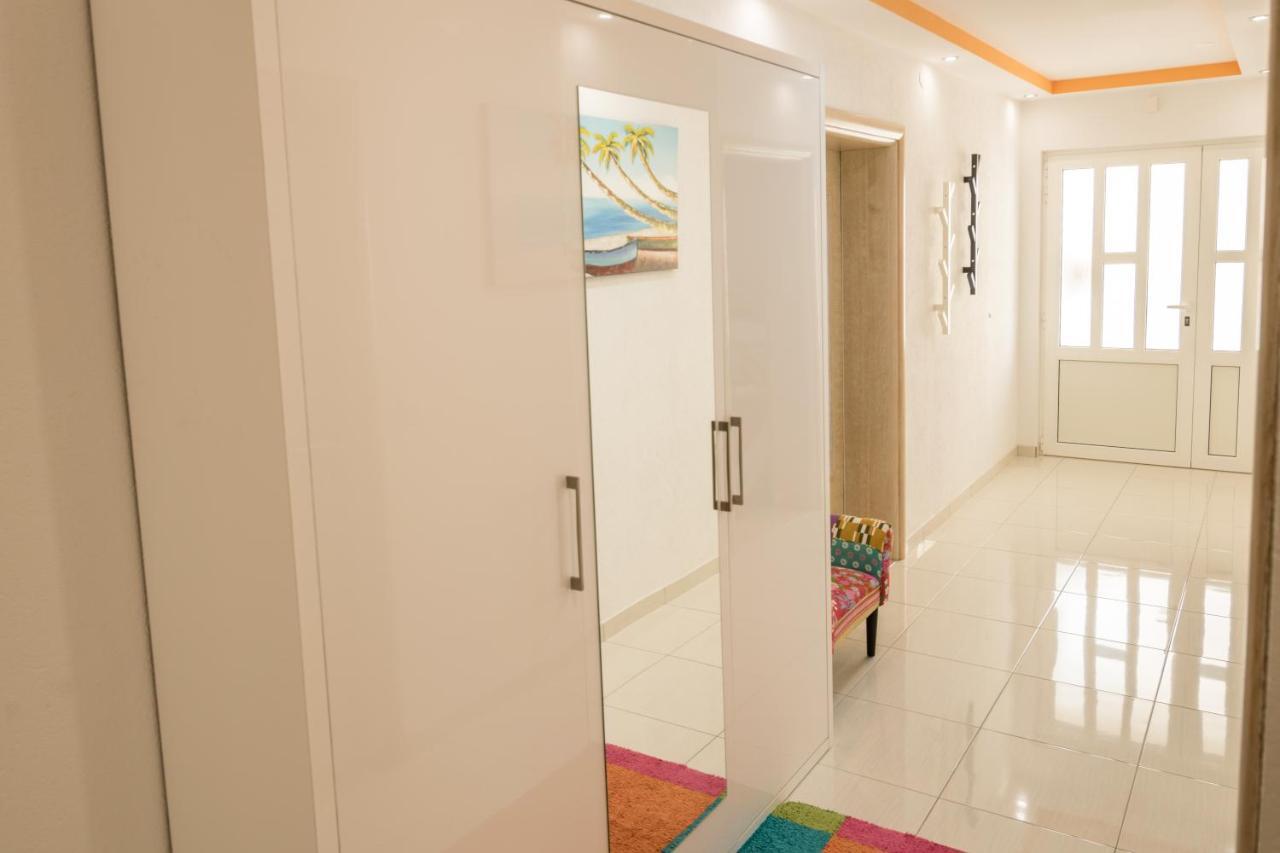 Apartman Petra Makarska Luaran gambar