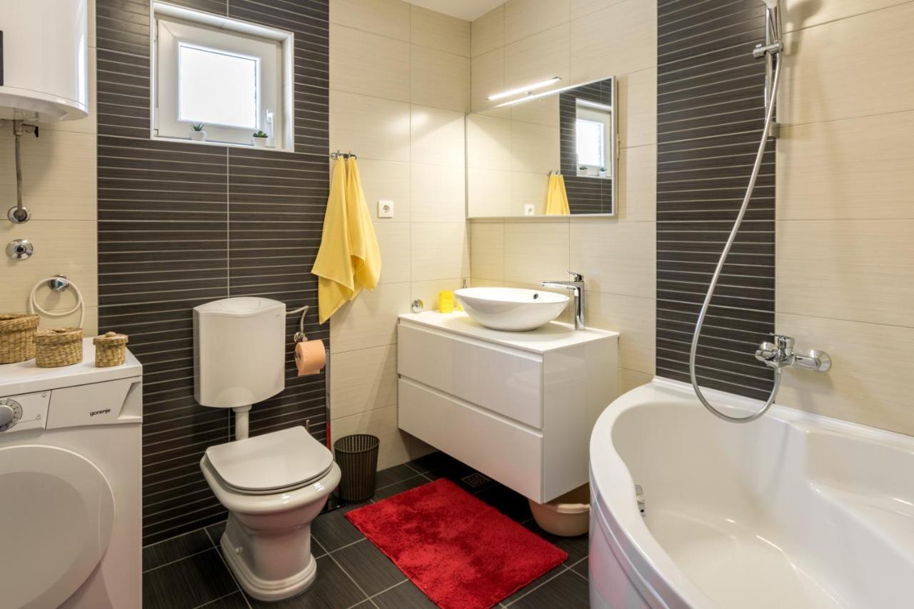 Apartman Petra Apartment Makarska Luaran gambar